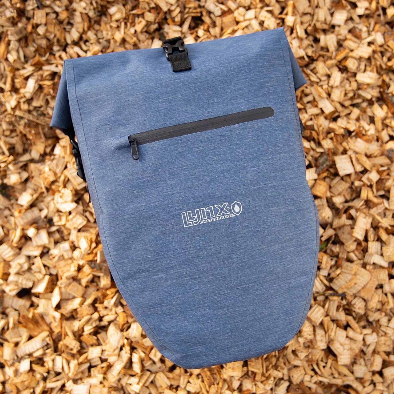 Seitentasche Hayes, 29 Liter, blau, 100% Wasserdicht, Schnellbefestigungssystem Ø 8 bis 16 mm